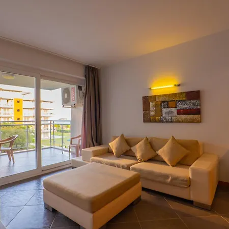 Hotel Karya Family 4*