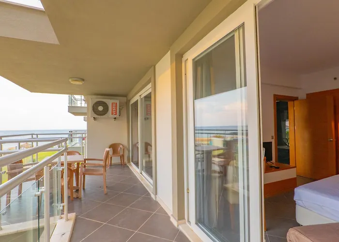 Karya Family Hotel 4*