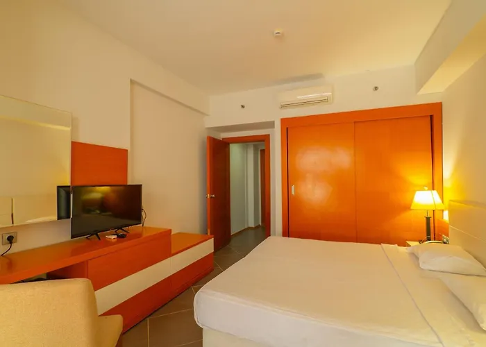 Karya Family Hotel 4*