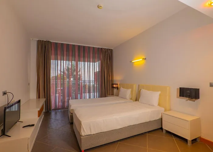 Karya Family Hotel 4*